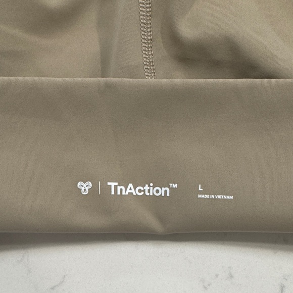 Tna Aritzia Gray and Tan Women's Bike Shorts - Picture 6 of 7